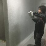 北見市新築マンションの吹付塗装