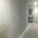 北見市新築マンションの吹付塗装